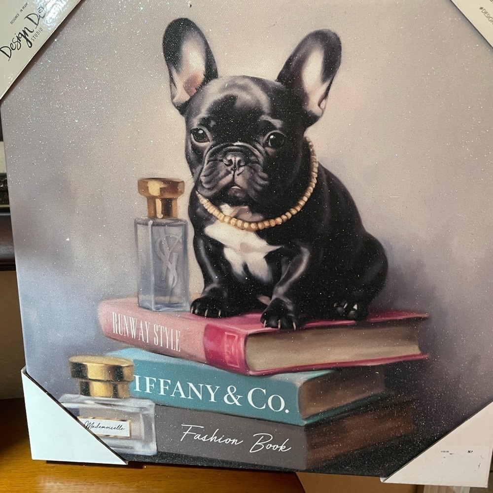 - Design district studios Authentic Giclee print super cute French Bull dog 🌺
